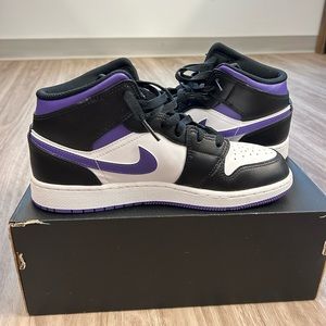 COPY - Air Jordan 1 Mids